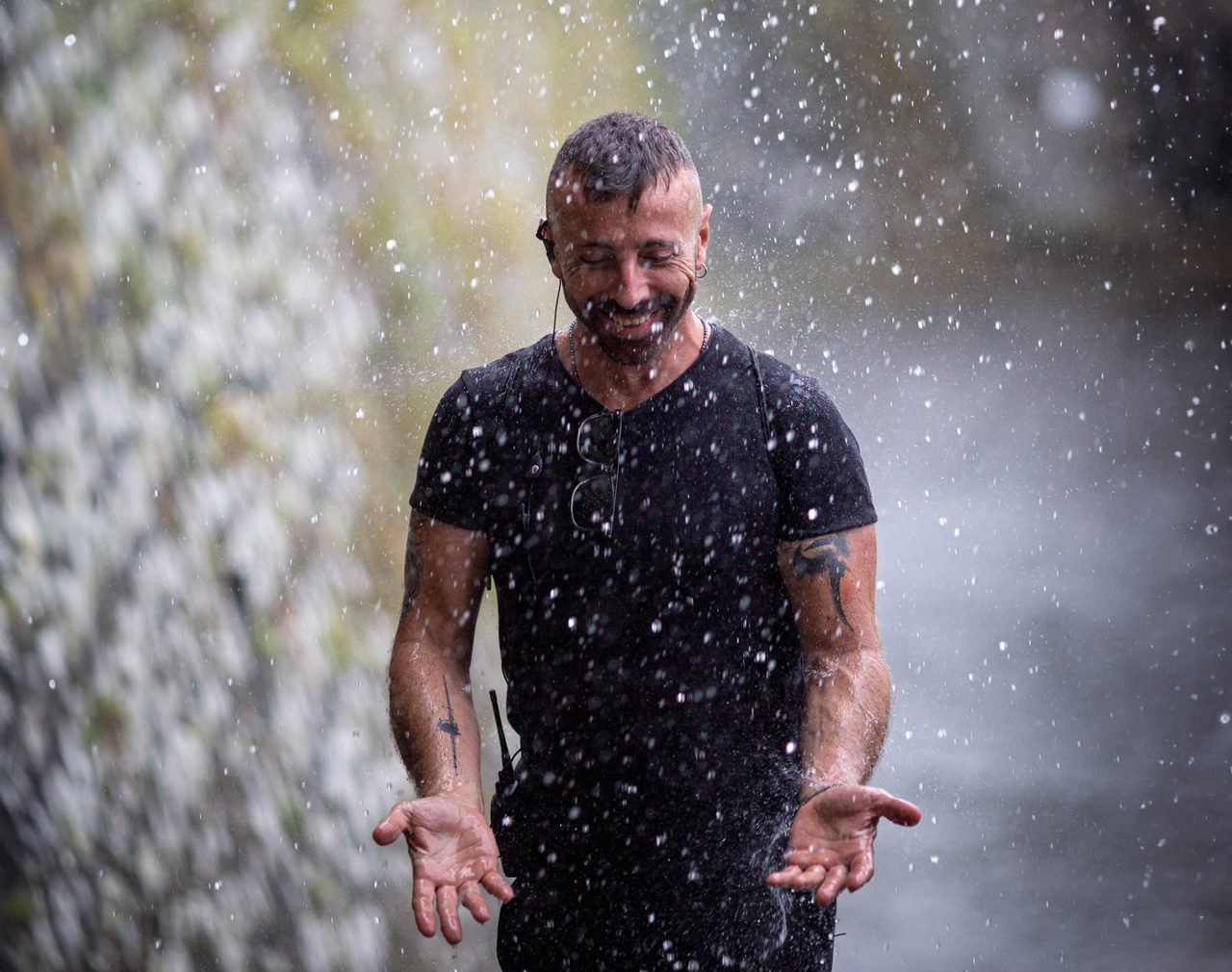 Giovanni Raspante dancing in the rain